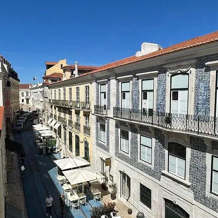 Privativo No Chiado Alloggio in famiglia