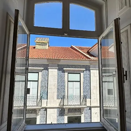 ホームステイ Privativo No Chiado *